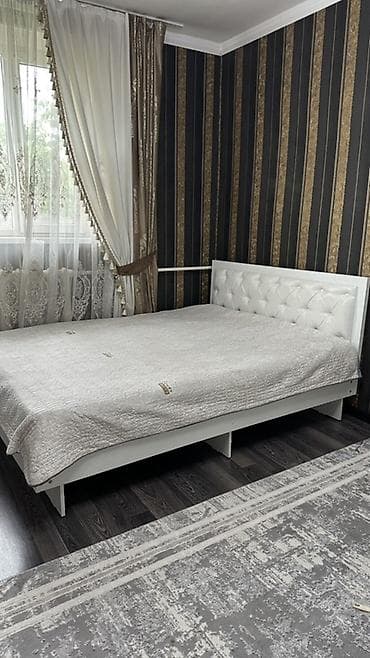 Двуспальная кровать, С мягким изголовьем, длина - 200 см
