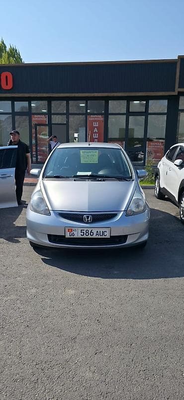 Honda Jazz: 2005 г., 1.4 л, Автомат, Бензин, Хэтчбэк at lalafo.kg Honda Jazz: 2005 г., 1.4 л, Автомат, Бензин, Хэтчбэк