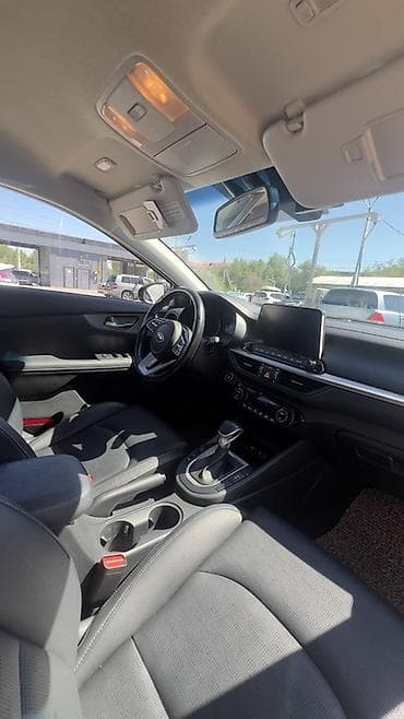 Продажа авто: Kia K3: 2019 г., 1.6 л, Вариатор, Бензин, Седан — 7