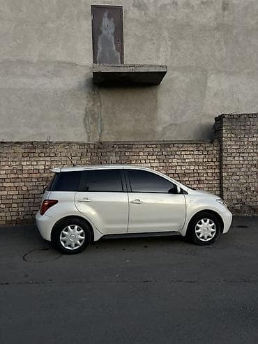 Продажа авто: Toyota Ist: 2003 г., 1.3 л, Автомат, Бензин, Хэтчбэк — 6