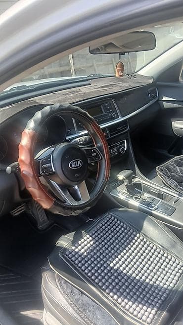 вариянты: Kia K5: 2018 г., 0.2 л, Автомат, Газ, Седан — 7