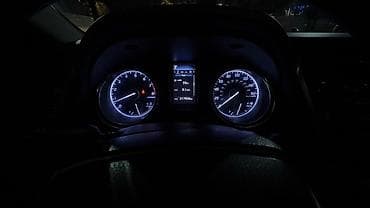 мерс2 2: Toyota Camry: 2019 г., 2.5 л, Автомат, Бензин, Седан — 6