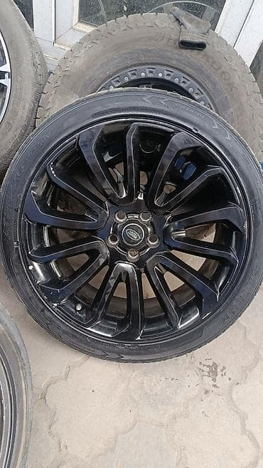 Колеса в сборе 275 / 40 / R 22, Б/у, Комплект, Внедорожные (АТ/МТ), Литые, отверстий - 5