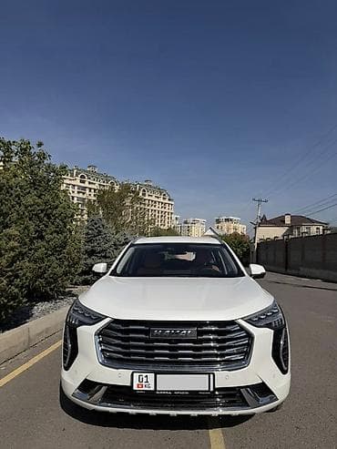Haval Jolion, белый кроссовер. 2023г Обьем 1,5. Пробег 300 км,робот