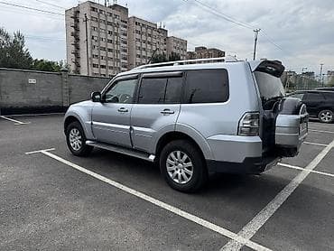 Mitsubishi Pajero: 2008 г., 3 л, Автомат, Газ, Внедорожник — 4