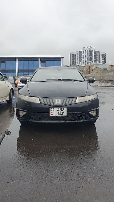 Унаа сатып алуу: Honda Civic: 2008 г., 1.8 л, Кол менен иштөөчү, Бензин, Хетчбек — 1