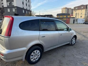 авто полники ризновые родные на нонду: Honda Stream: 2003 г., 1.7 л, Автомат, Бус — 2