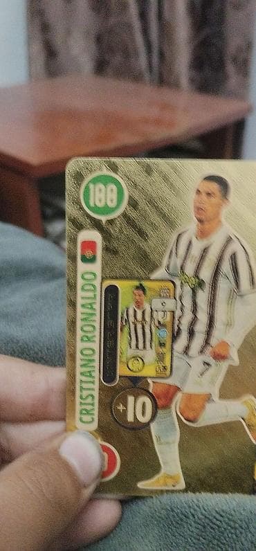 cs go: Коллекционная карточка футболиста Cristiano Ronaldo (Juventus) — — 4