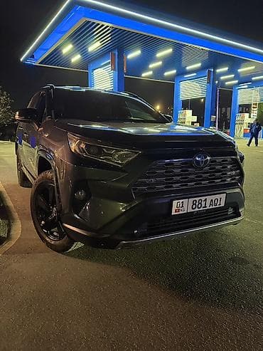 салон на 210: Toyota RAV4: 2019 г., 2.5 л, Автомат, Гибрид, Кроссовер — 5
