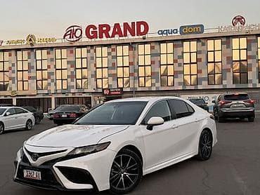 Toyota: Toyota Camry: 2021 г., 2.5 л, Автомат, Бензин, Седан — 5