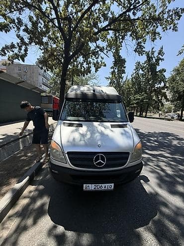 Легкий грузовик, Mercedes-Benz, Стандарт, Б/у — 2