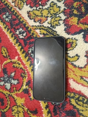 Техника жана электроника: Смартфон Apple iPhone (серия X/XS) в белом цвете. Основные — 1