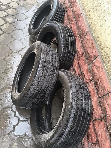 шины машины: Шины 235 / 60 / R 18, Лето, Комплект, Внедорожные (АТ/МТ), GoodYear — 1