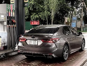 crown 2018: Toyota Camry: 2018 г., Бензин, Седан — 2