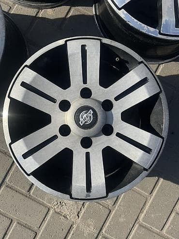 диск авто: Литые Диски R 16 Комплект, отверстий - 6, Б/у — 3