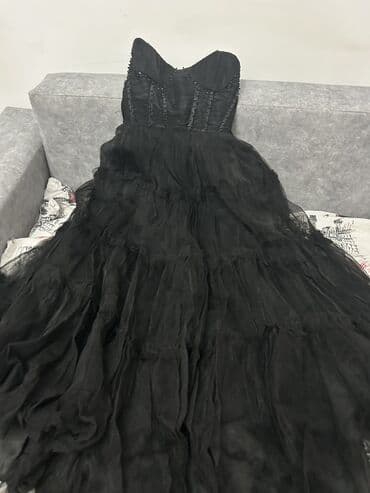 кийим: Балдар көйнөгү, Колдонулган — 2