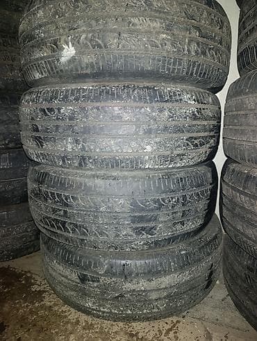16 lt: Комплект автомобильных шин 235/60 R16. Характеристики: - Размер — 1