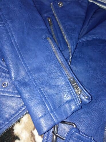 Айымдардын кийими: Кожаный куртка оригинал Bershka 42-44размер Новый Купила за 5500 Отдам — 5