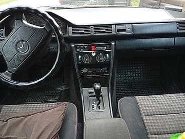 mazda 626 кронос: Mercedes-Benz E-Class: 1988 г., 3 л, Автомат, Дизель, Седан — 4