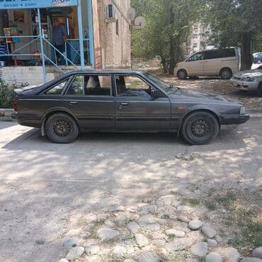 куплю машину недорого бу: Mazda 626: 1987 г., Седан — 13