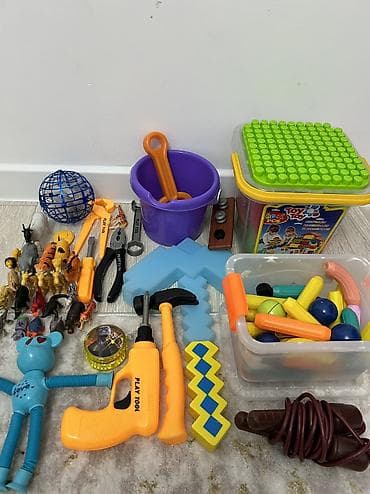 Игрушки все за 900 сом. Магнитные игрушки, кубики, животные. Также at lalafo.kg Игрушки все за 900 сом. Магнитные игрушки, кубики, животные. Также