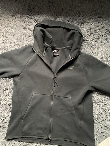 каскет для рук: Nike tech Fleece оригинал 💯💯💯,состояние 9/10, Размер L YKK,бирки все — 1