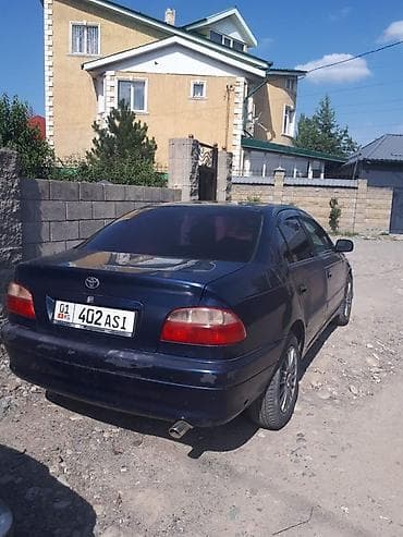 corolla runx: Toyota Avensis: 2001 г., Седан — 2