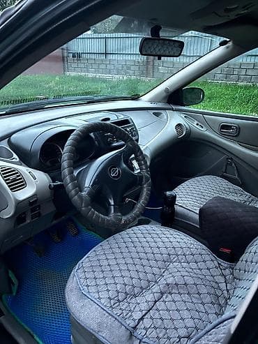 mitsubishi space runner: Nissan Almera Tino: 2001 г., 1.8 л, Механика, Бензин, Хэтчбэк — 5