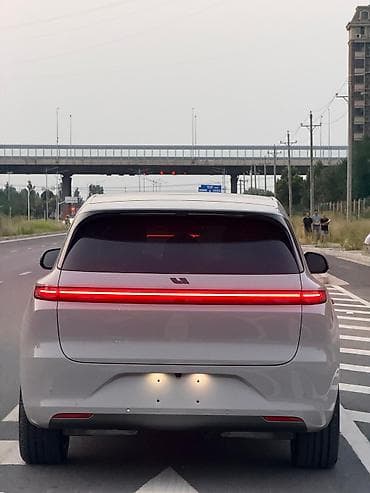 changan цена бишкек: Lixiang L6: 2024 г., 1.5 л, Автомат, Гибрид, Кроссовер — 4