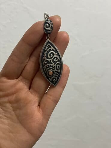 набор пандора: Первый комплект 5000, вторая с голубым камушком 4500, серебро — 5