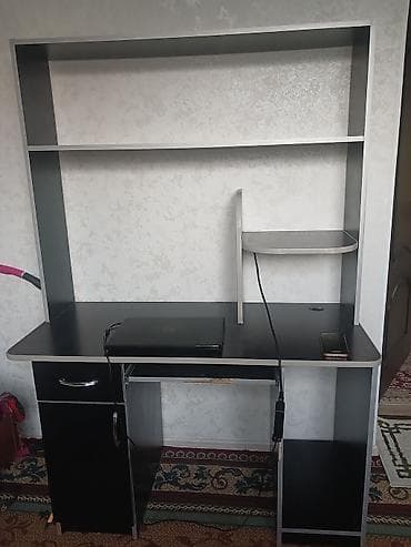 мягкий уголок бу: Спальный гарнитур, Односпальная кровать, Дерево, цвет - Черный — 1