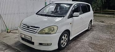 Toyota Ipsum: 2002 г., 2.4 л, Автомат, Бензин, Минивэн at lalafo.kg Toyota Ipsum: 2002 г., 2.4 л, Автомат, Бензин, Минивэн