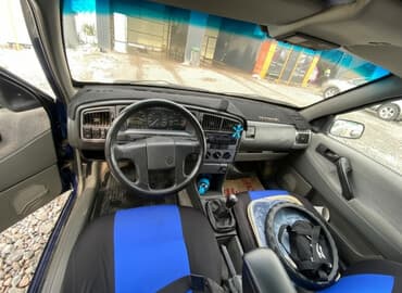 продаю в связи с переездом: Volkswagen Passat: 1992 г., 2 л, Механика, Седан — 1