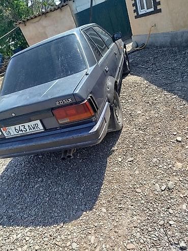 Продажа авто: Nissan Bluebird: 1986 г., 2 л, Бензин, Седан — 7