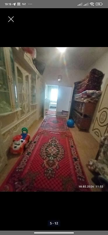 двухэтажные дома: Продаётся жилой дом с большим двором и хозяйственными постройками — 8