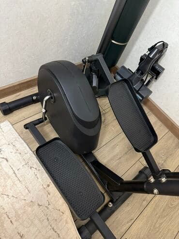 Эллиптический тренажёр (орбитрек), магнитная система нагрузки. - at lalafo.kg Эллиптический тренажёр (орбитрек), магнитная система нагрузки. -