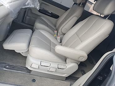 машина на рассрочку: Kia Carnival: 2018 г., 2.2 л, Автомат, Дизель, Минивэн — 4