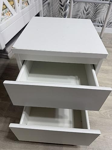 Прикроватная тумба, Без зеркала, цвет - Белый, ЛДСП