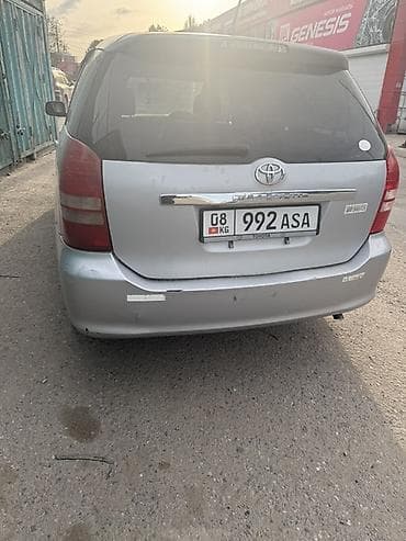 m5 g30: Toyota WISH: 2003 г., Автомат, Бензин, Минивэн — 7