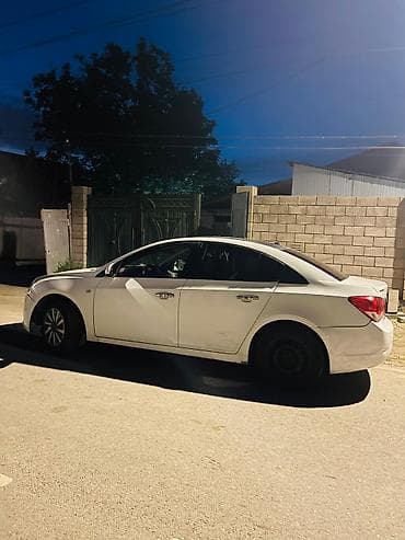 chevrolet cruze: Chevrolet Cruze: 2012 г., 1.6 л, Механика, Бензин, Седан — 2