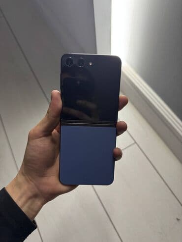 аккумуляторы для смартфонов в бишкеке: Samsung Galaxy Z Flip 5, цвет - Голубой — 5