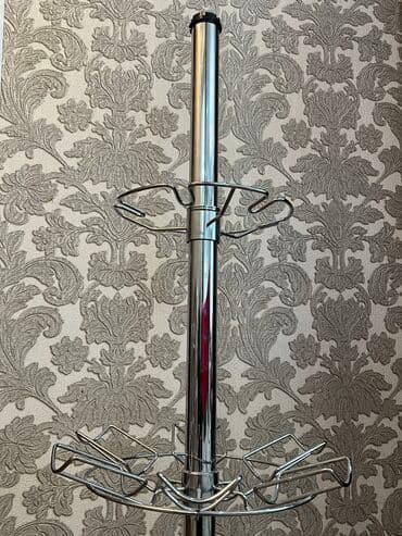 барный шкаф: Срочно продаю барную стойку для бокалов. Качество 10/10, состояние — 4