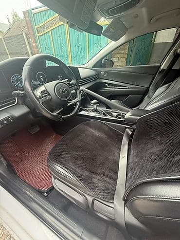 Транспорт: Hyundai Avante: 2020 г., 1.6 л, Автомат, Гибрид — 5