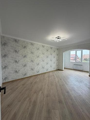 фламинго: 1 комната, 44 м², 106 серия, Киргизия 1 106 серия, 2 этаж, Свежий ремонт — 1
