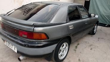 авто талас: Mazda 323: 1989 г., 1.6 л, Кол менен иштөөчү, Бензин, Хетчбек — 3
