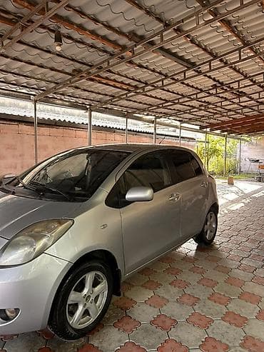 аренда toyota sequoia: Toyota Vitz: 2007 г., 1.3 л, Робот, Бензин, Хэтчбэк — 2