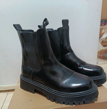 купить рабочие сапоги с утеплителем: Женские ботинки челси б/у одевала один раз,не подошёл размер, черные — 2
