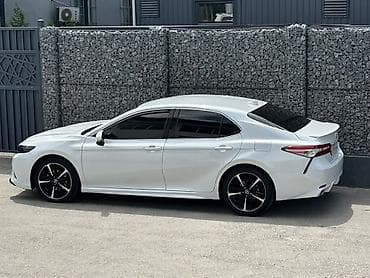 changan deepal: Toyota Camry: 2019 г., 2.5 л, Автомат, Бензин, Седан — 4
