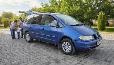 Volkswagen Sharan: 1996 г., 2 л, Механика, Бензин, Минивэн