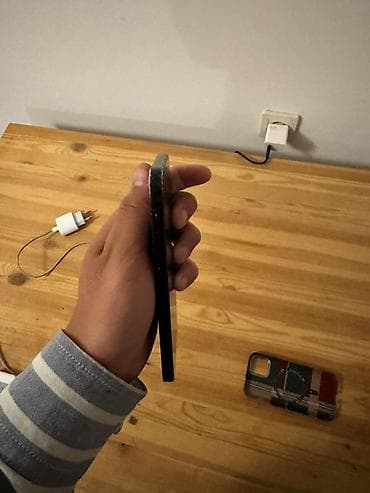 ipnone 13: IPhone 12, Черный, Чехол — 2